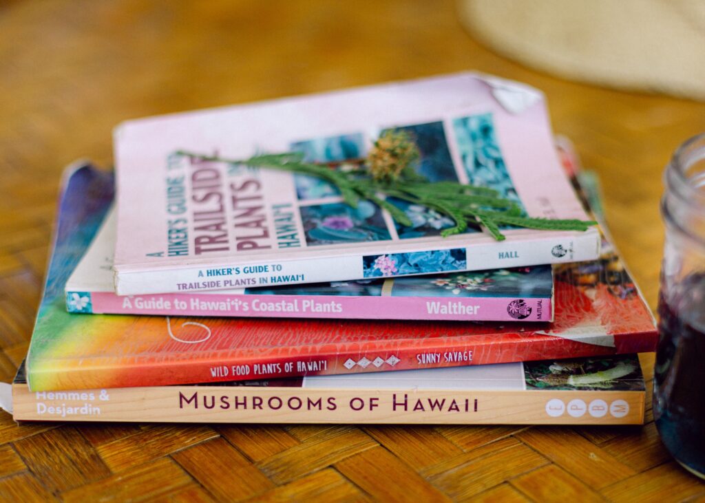 Books about foraging on Maui